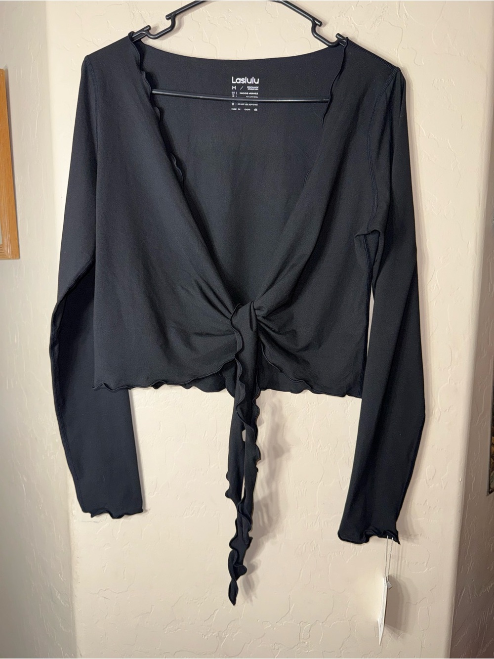 Laslulu Black Long Sleeve Tie Front Crop Top Ballet Yoga Cover Up NWT Medium